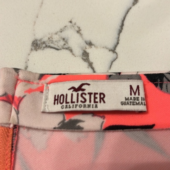 Hollister skorts, super cute 🌸 - Picture 3 of 3